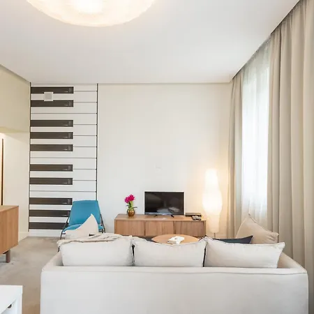 Golden In - In The Center - Plac Konstytucji Apartamento *