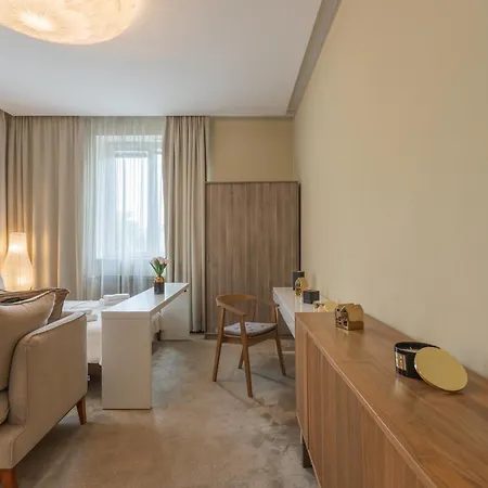 Golden In - In The Center - Plac Konstytucji Apartamento *